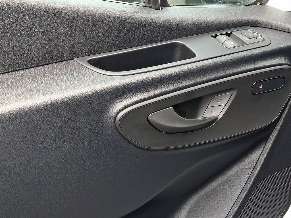 New 2025 Mercedes-Benz Sprinter 2500 image 9