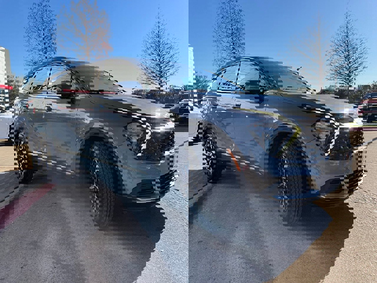 Used 2023 Kia Sportage EX image 5