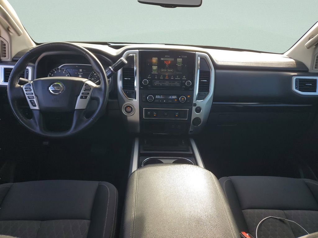 Used 2021 Nissan Titan SV w/ SV Convenience Package image 14