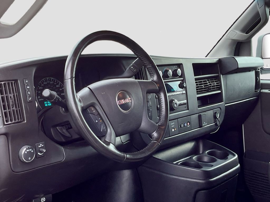 Used 2023 GMC Savana 3500 Extended w/ Driver Convenience Package RWD image 9