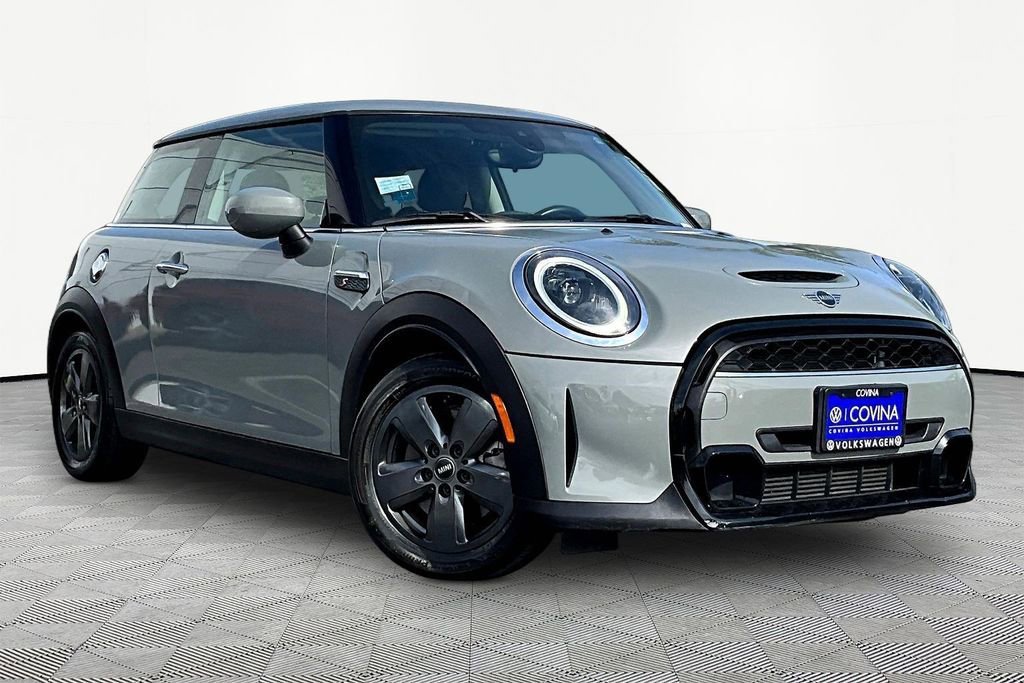 Used 2022 MINI Cooper S image 1