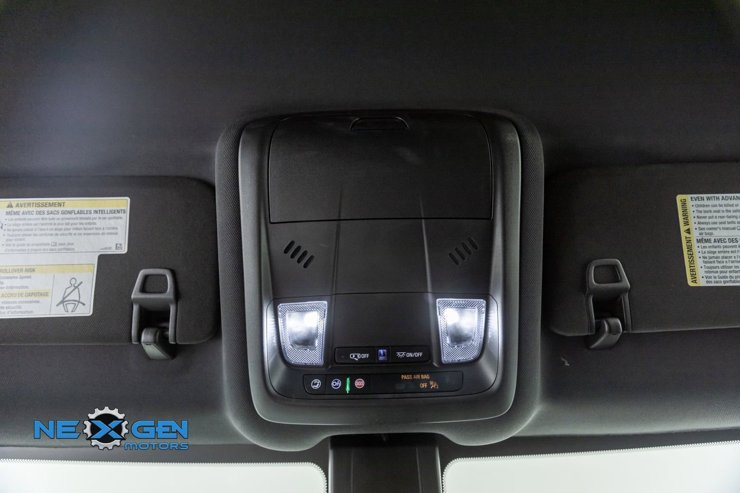 Used 2023 Chevrolet Equinox RS image 20
