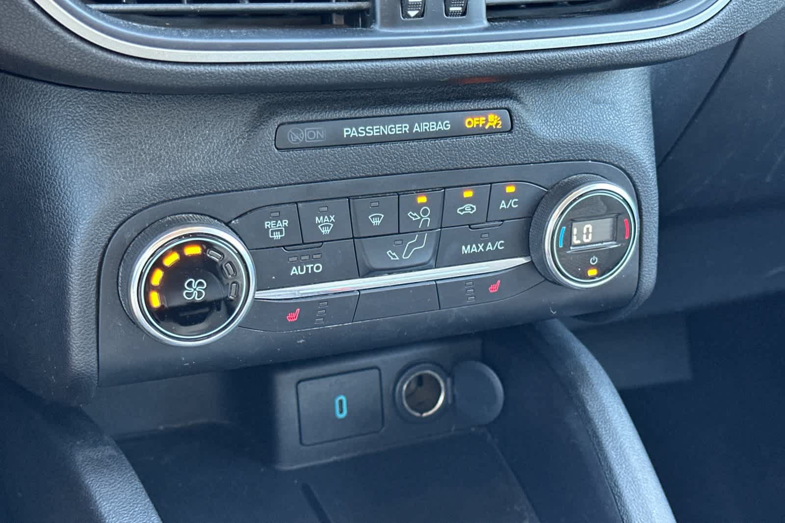 Certified 2020 Ford Escape SE AWD/4WD image 22