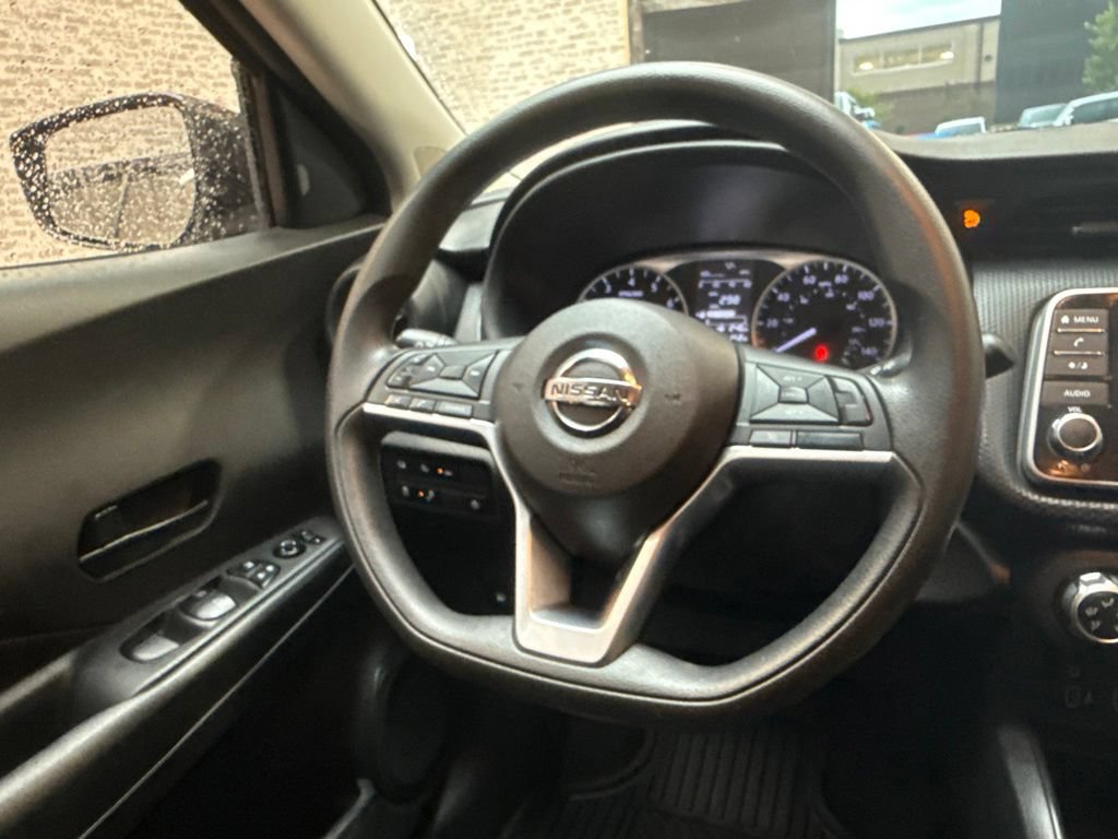 Used 2021 Nissan Kicks S FWD image 18