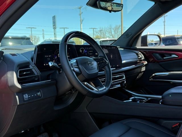 Used 2025 Chevrolet Traverse Z71 w/ Enhanced Driving Package AWD/4WD image 14