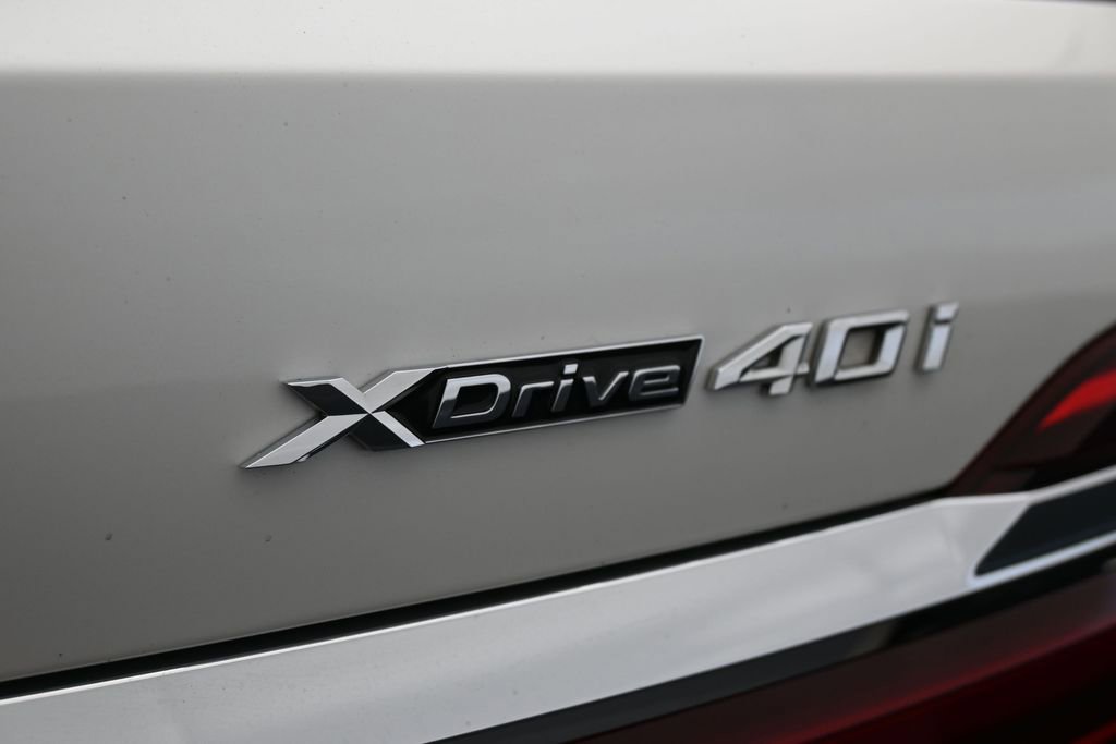 Used 2020 BMW X7 xDrive40i w/ Premium Package AWD/4WD image 40