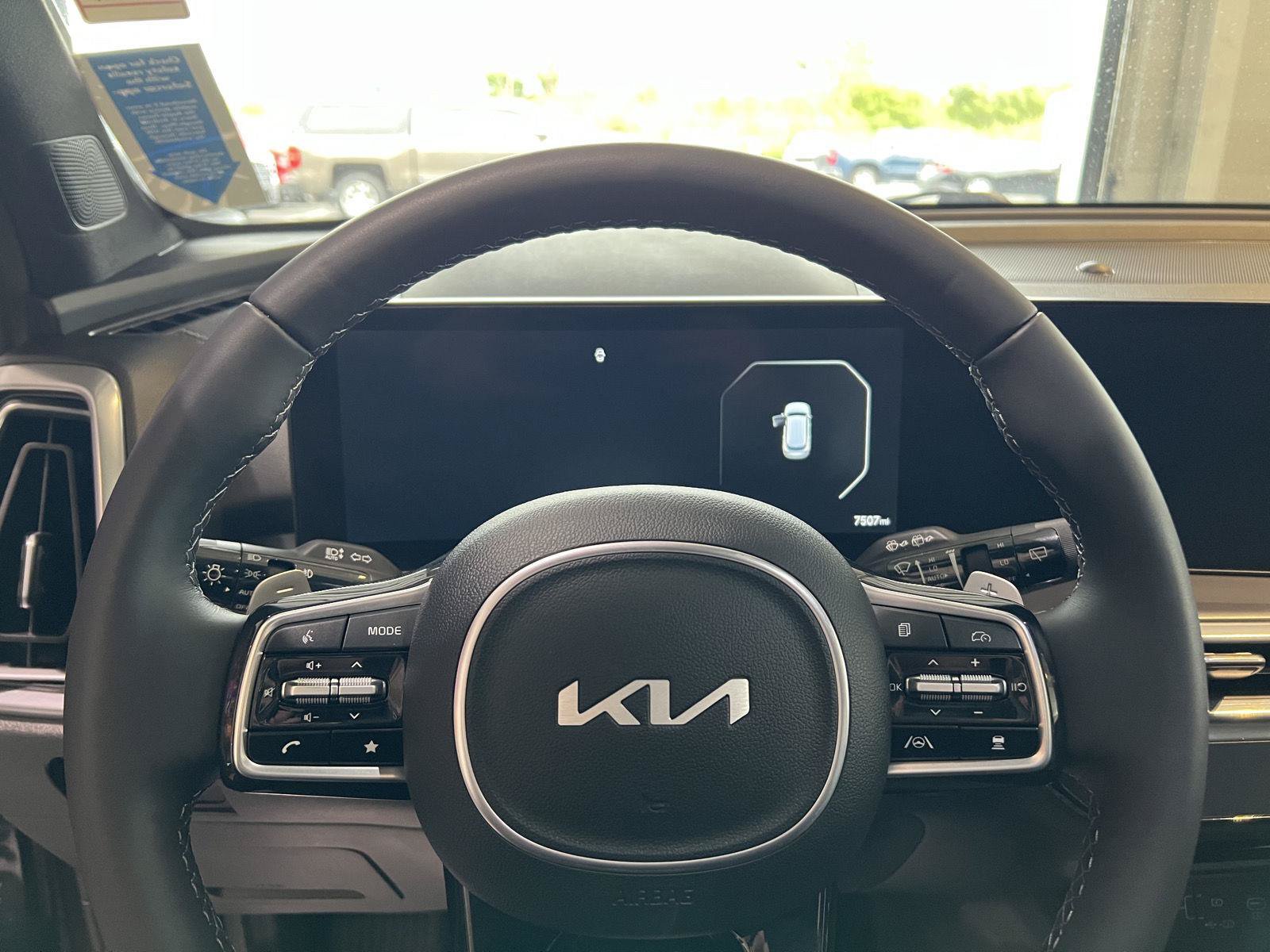 Used 2025 Kia Sorento SX Prestige AWD/4WD image 18
