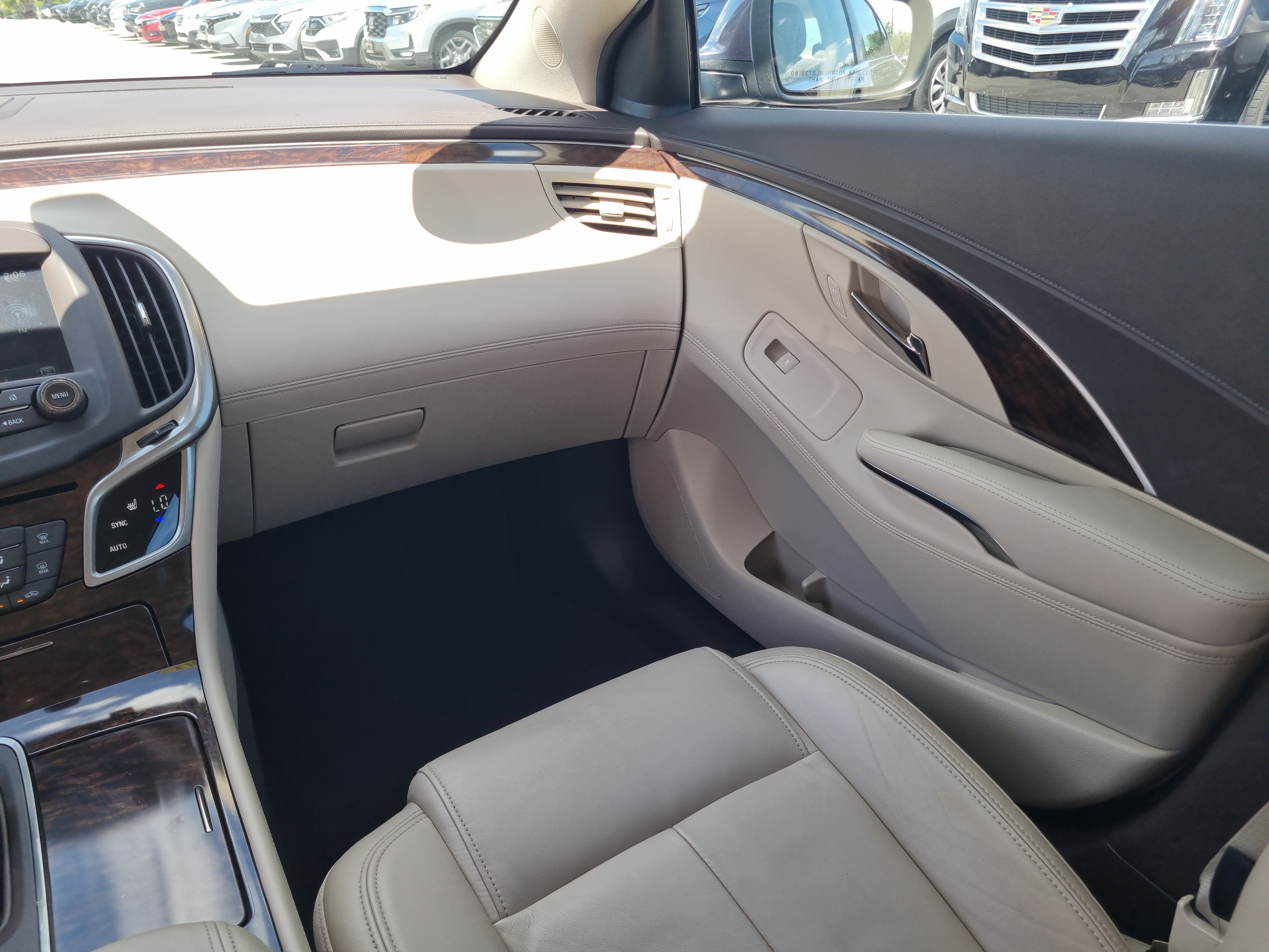 Used 2014 Buick LaCrosse Leather FWD image 18