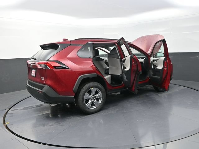 New 2025 Toyota RAV4 XLE w/ Convenience Package AWD/4WD image 41
