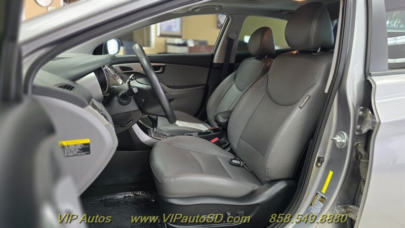 Used 2013 Hyundai Elantra Limited w/ Technology Pkg FWD image 15