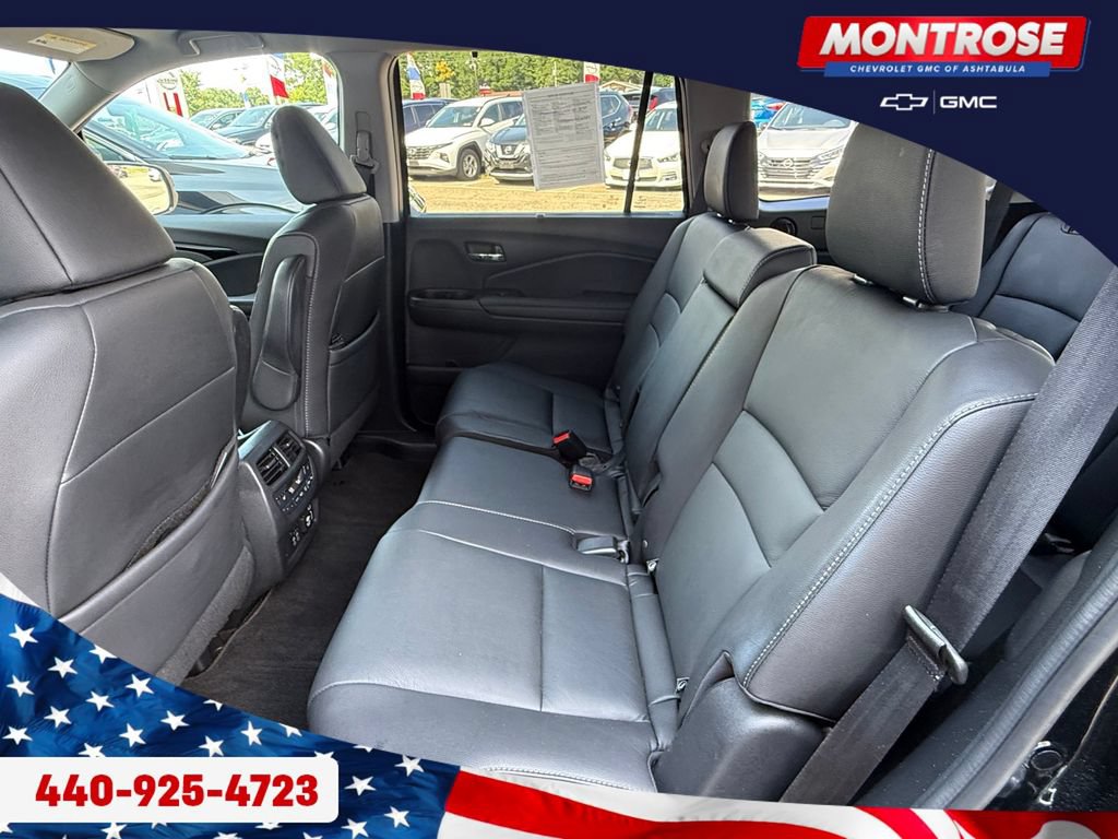 Used 2022 Honda Pilot Touring image 3