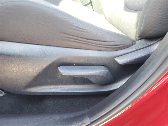 Used 2019 Toyota RAV4 XLE image 15