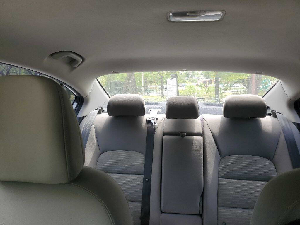 Used 2014 Kia Forte LX image 31