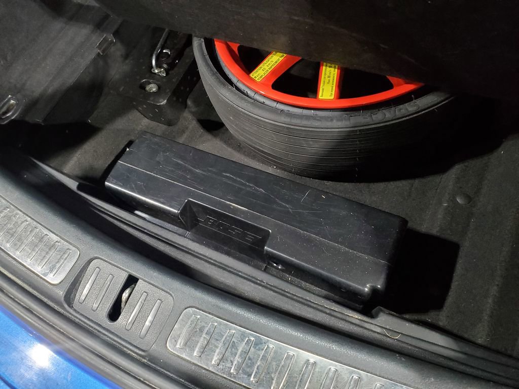 Used 2017 Porsche Macan image 45