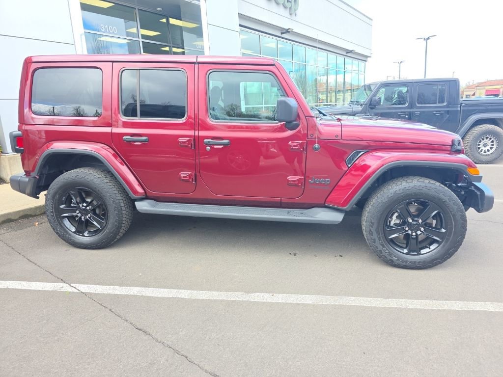 Certified 2022 Jeep Wrangler Unlimited Sahara image 6
