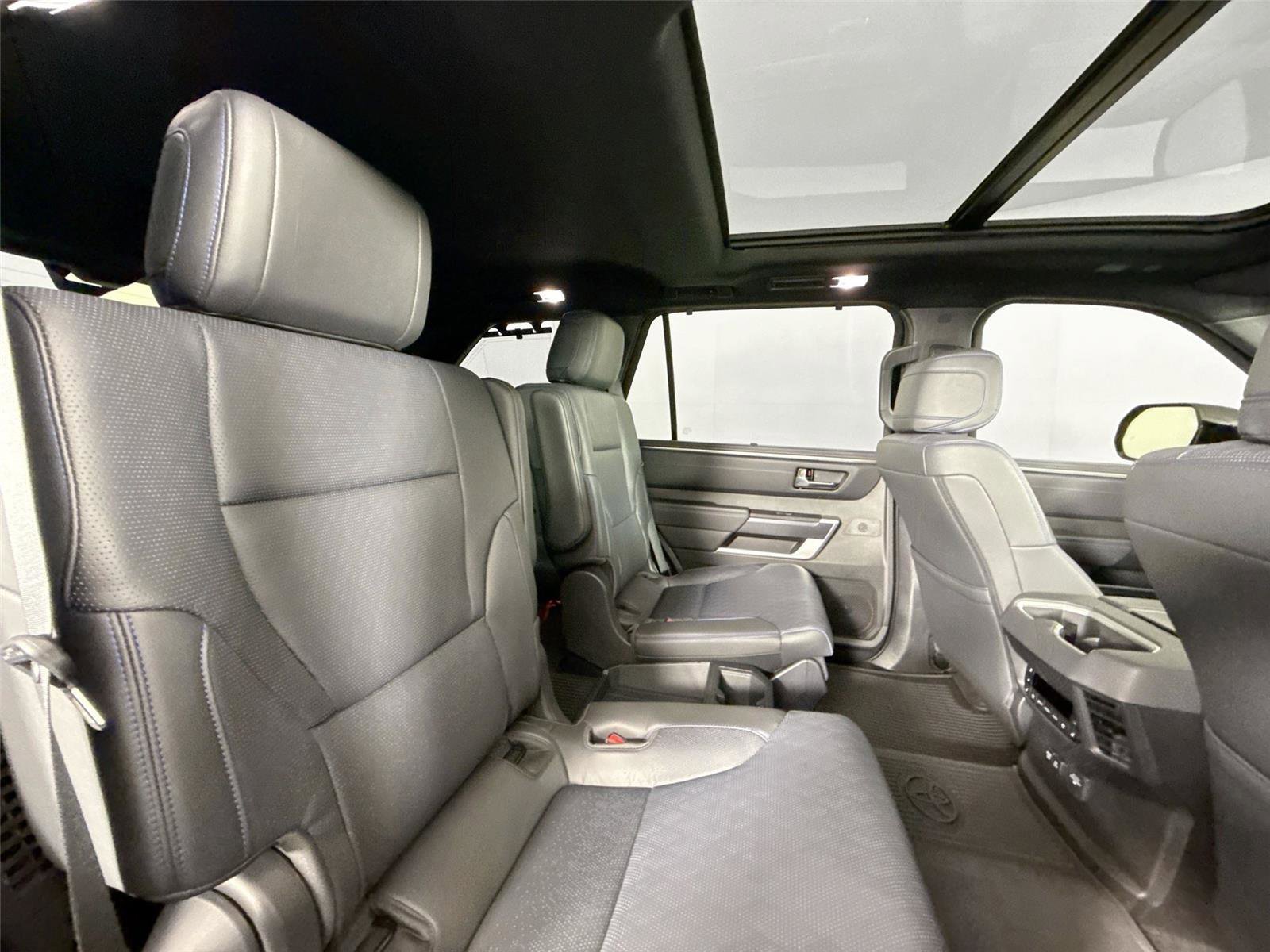 Certified 2025 Toyota Sequoia Platinum image 46