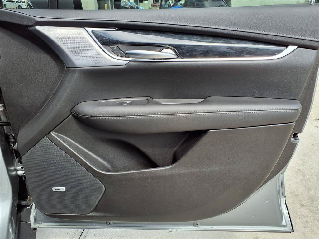 Certified 2024 Cadillac XT5 Premium Luxury FWD image 11