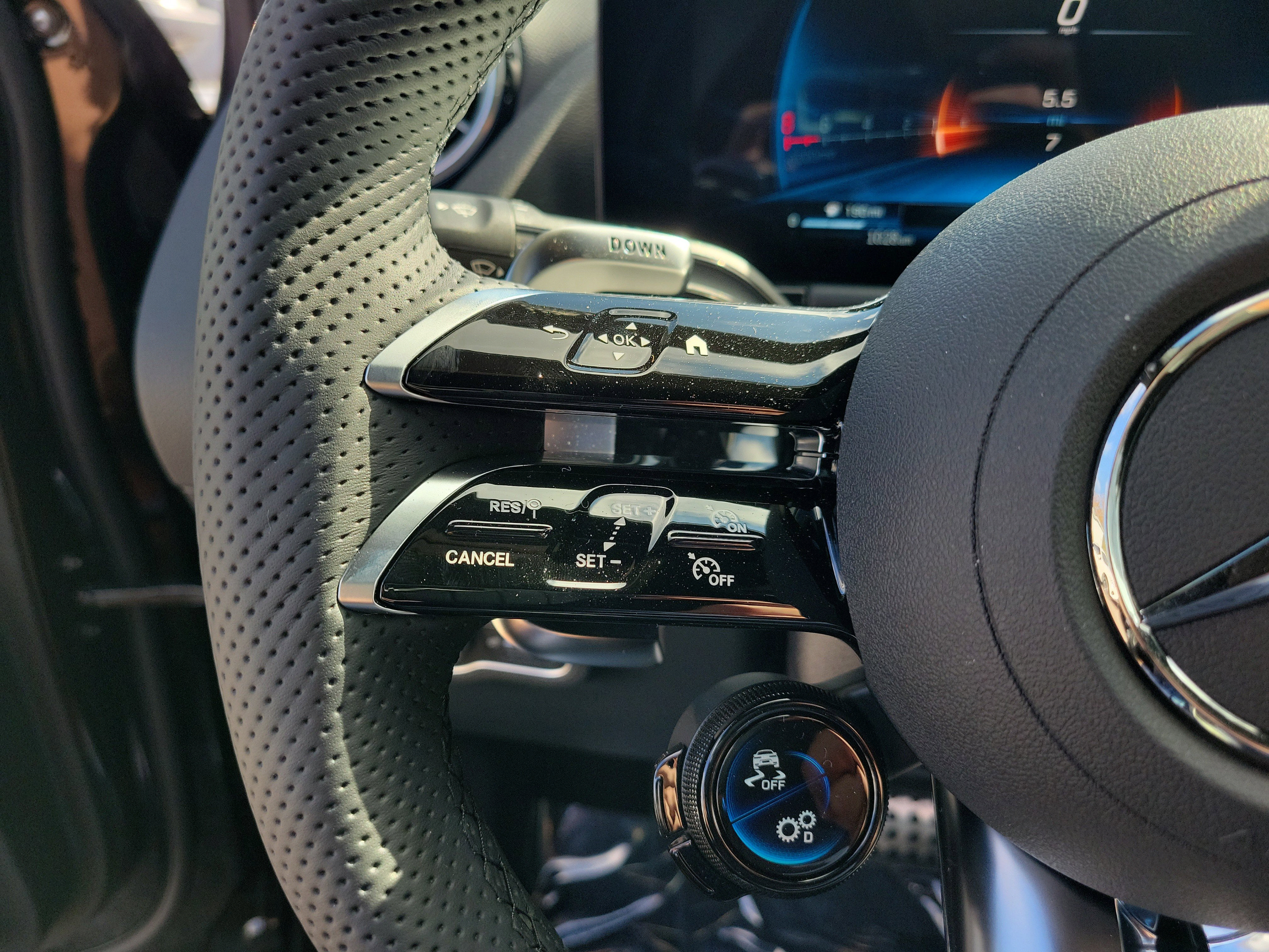 Certified 2026 Mercedes-Benz GLA 35 AMG 4MATIC image 24