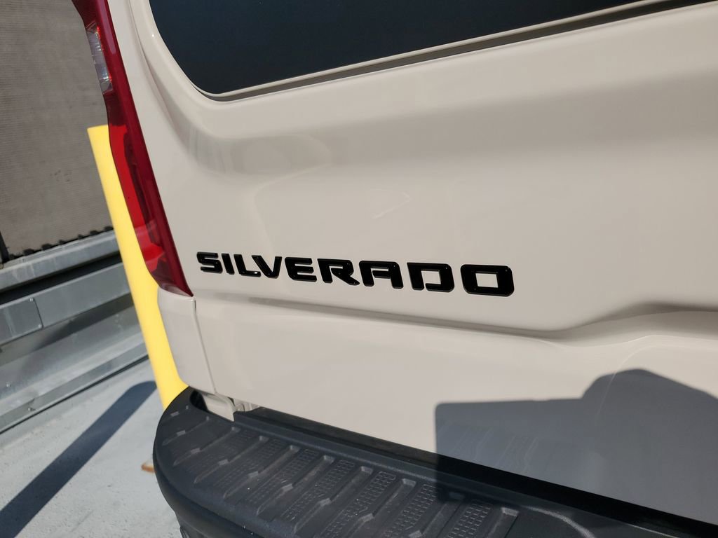 New 2026 Chevrolet Silverado 1500 ZR2 w/ ZR2 Bison Edition image 7