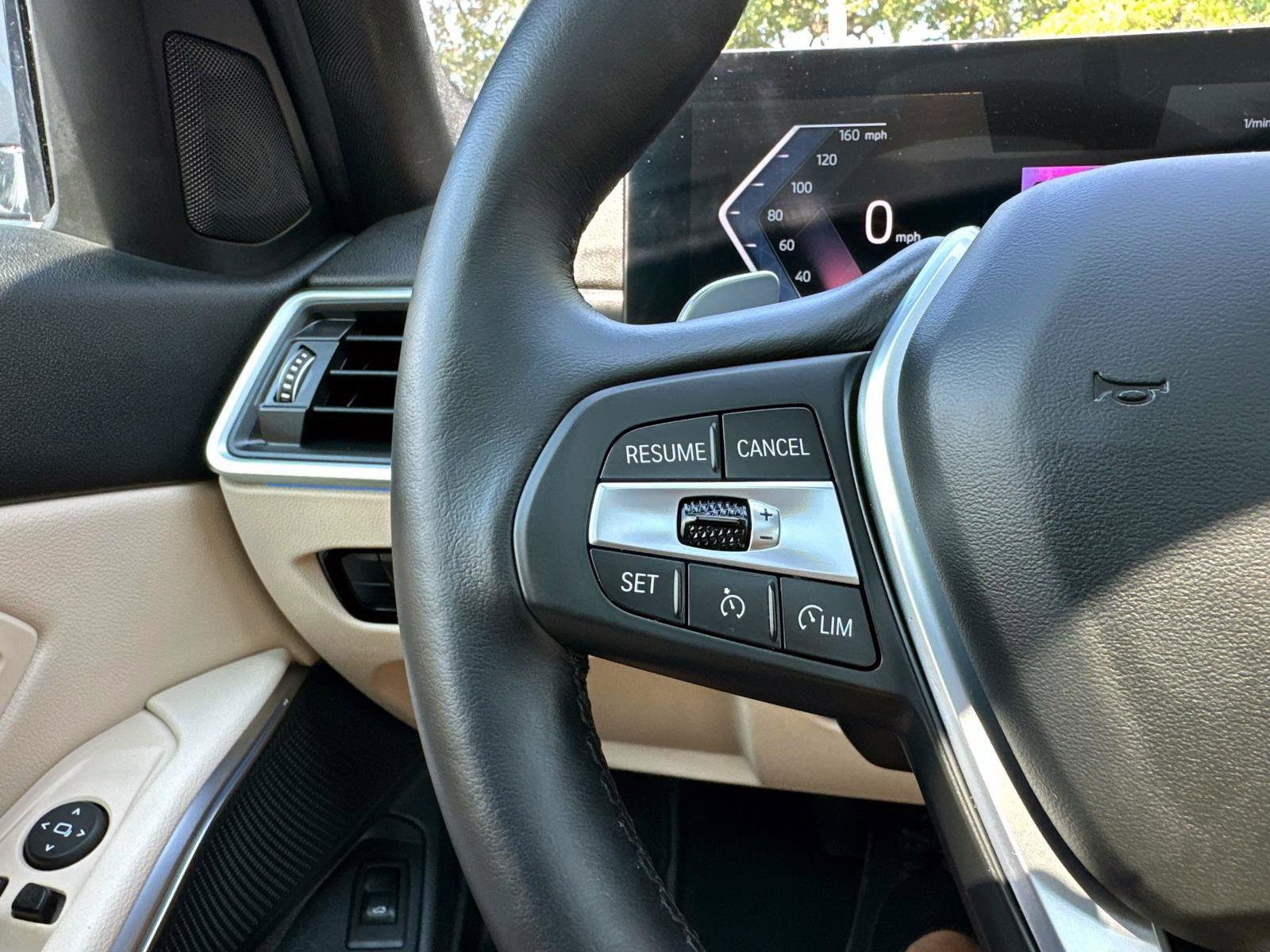 Used 2024 BMW 330i Sedan w/ Premium Package image 31