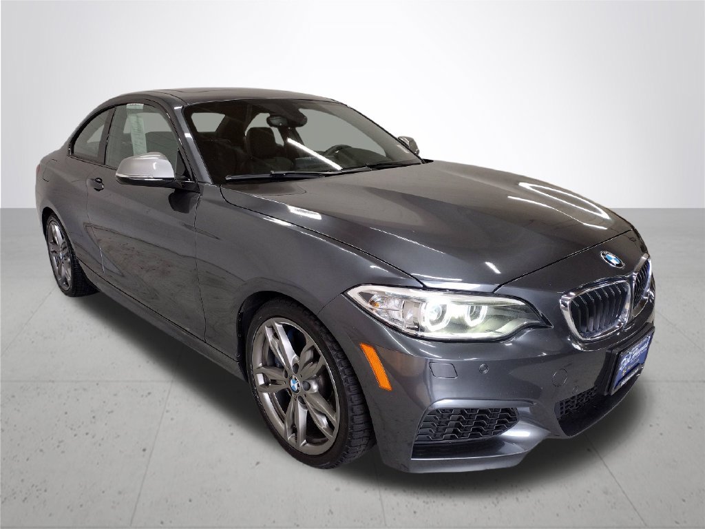 Used 2015 BMW M235i xDrive Coupe AWD/4WD image 4