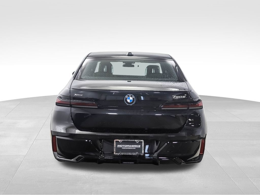 Used 2026 BMW 750e xDrive 750e xDrive w/ Executive Package image 4