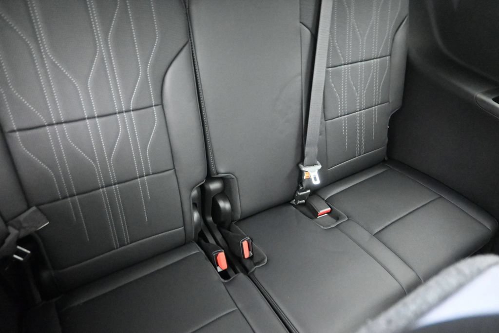 Used 2026 Buick Enclave Avenir w/ Super Cruise Package FWD image 11