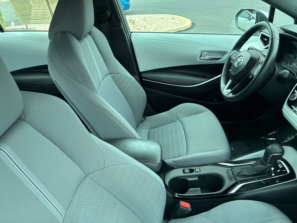 Used 2025 Toyota Corolla SE FWD image 20