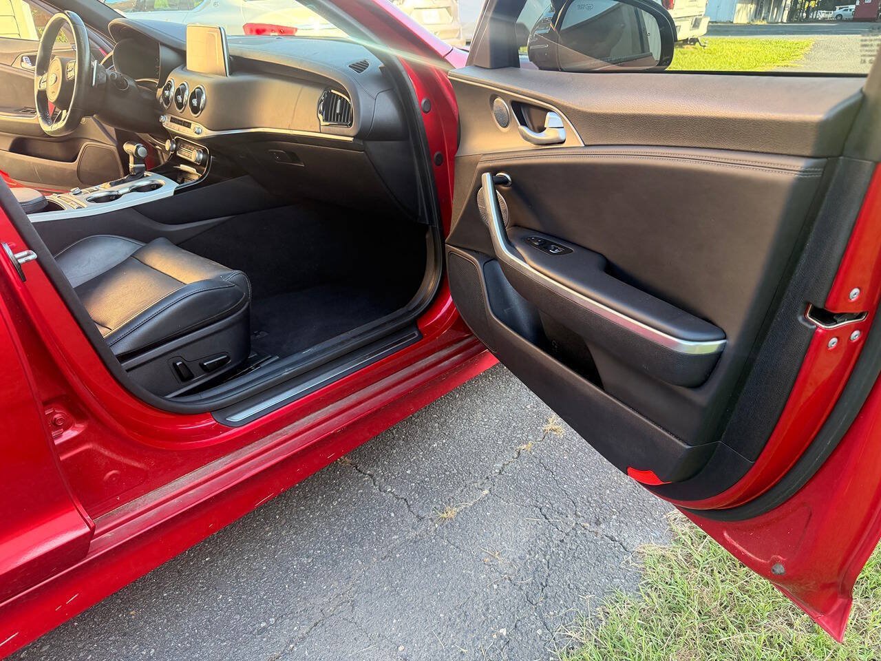 Used 2019 Kia Stinger GT1 RWD image 14