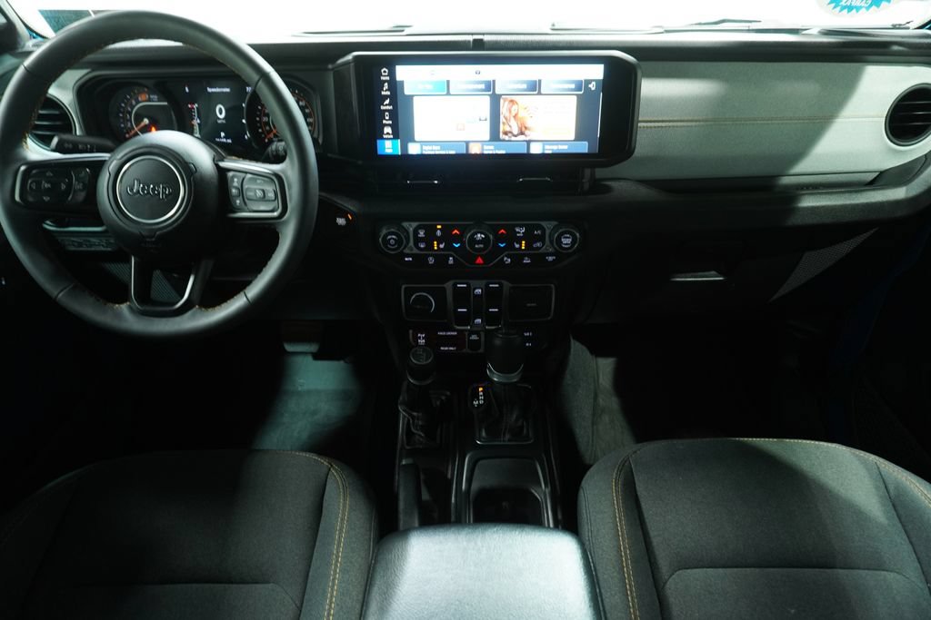 Used 2024 Jeep Wrangler Unlimited Sport AWD/4WD image 16