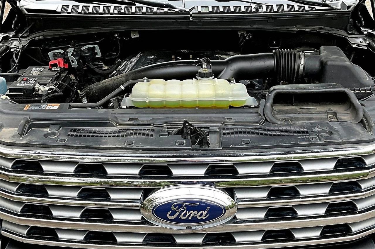 Used 2021 Ford Expedition Max Limited image 31