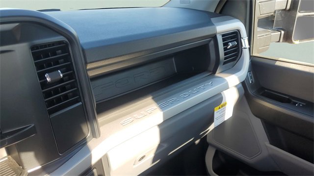 New 2026 Ford F450 XL w/ XL Chrome Package image 32