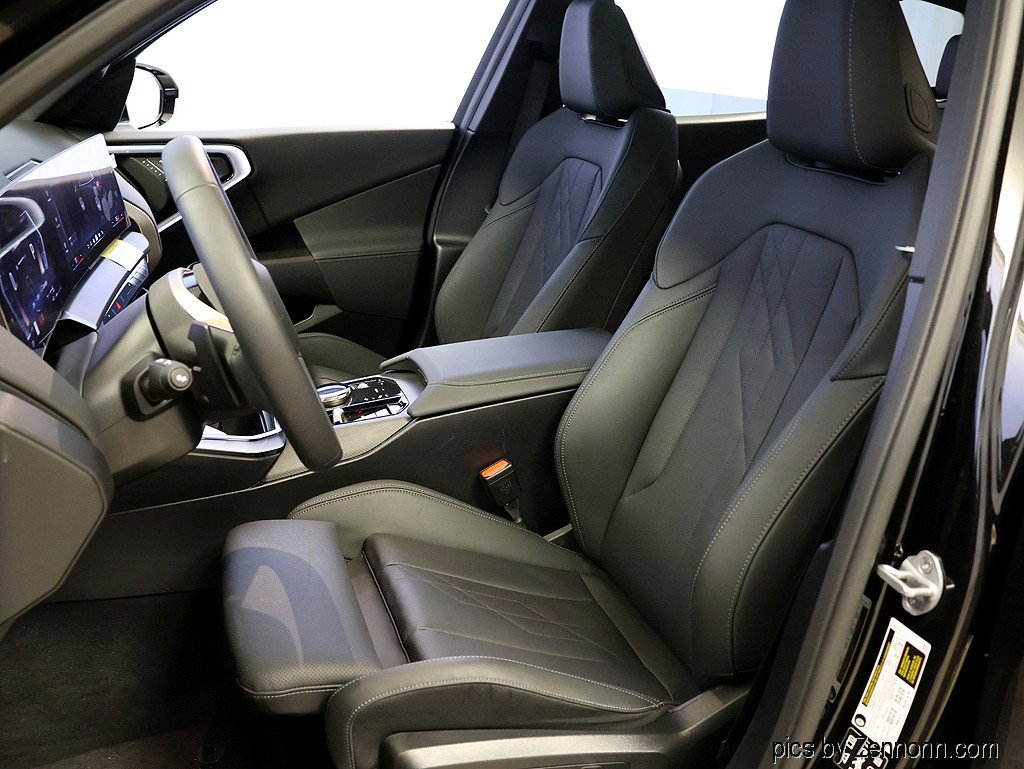 Used 2025 BMW X3 xDrive30i image 10