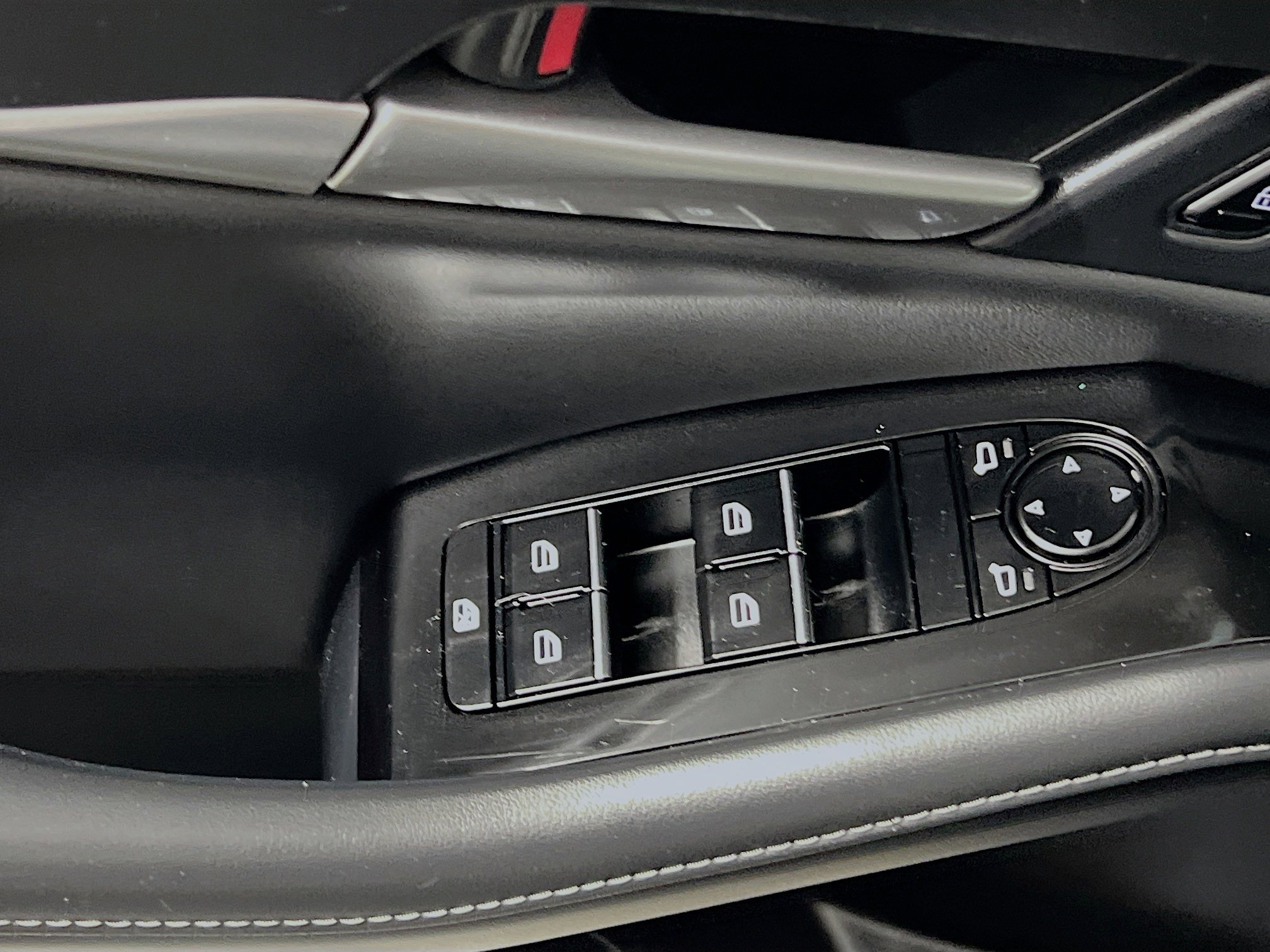 Used 2025 MAZDA CX-30 AWD 2.5 S w/ Select Sport Pkg image 17