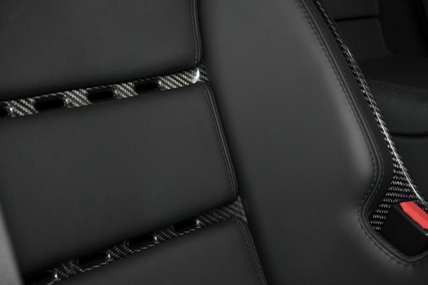 Used 2005 Mercedes-Benz SLR image 32