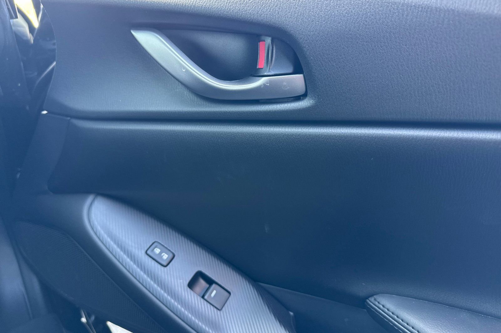 Used 2025 MAZDA MX-5 Miata Sport w/ Appearance Package image 17