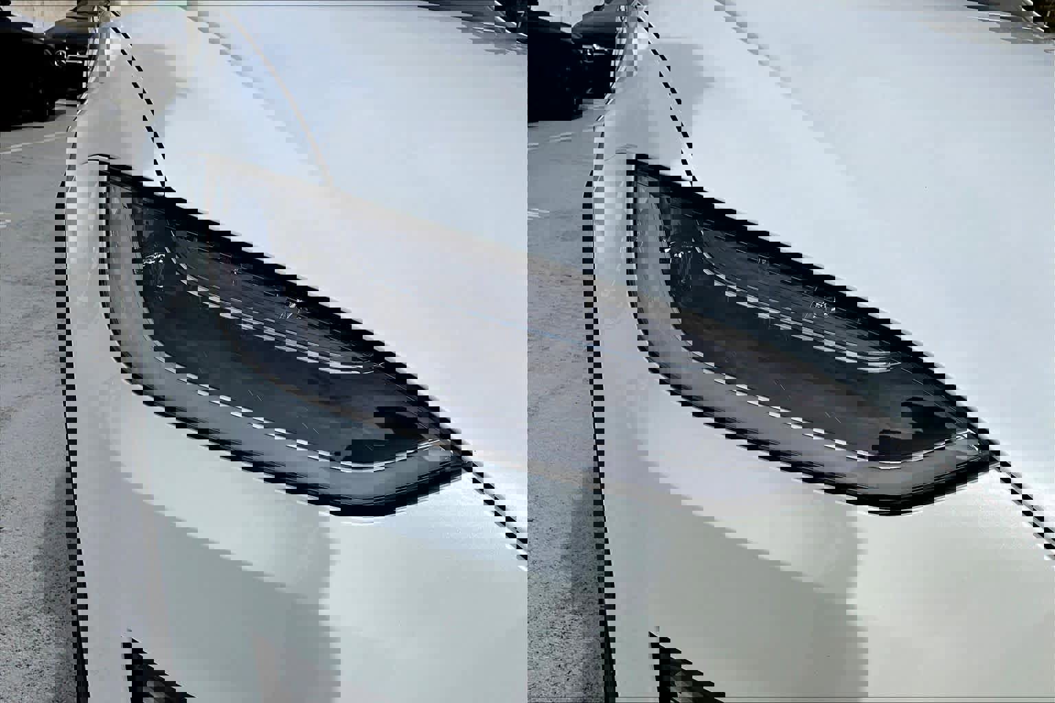 Used 2022 Tesla Model X Plaid image 26