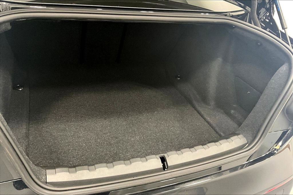 New 2025 BMW 230i Coupe w/ Convenience Package image 32