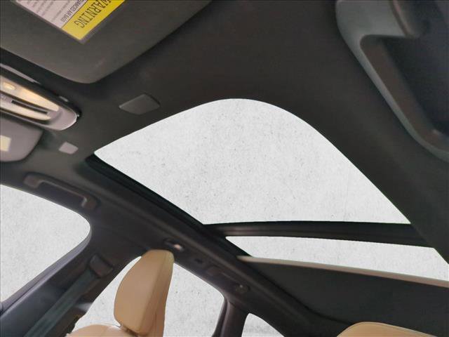 Used 2024 Volvo XC60 B5 Ultimate w/ Protection Package Premier image 15