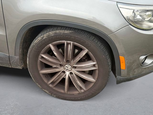Used 2010 Volkswagen Tiguan SEL image 5