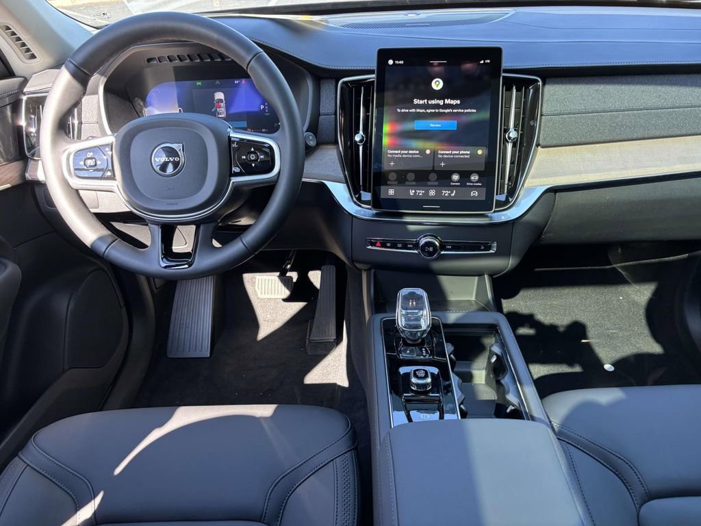 New 2026 Volvo XC90 B6 Plus w/ Protection Package Premier image 28
