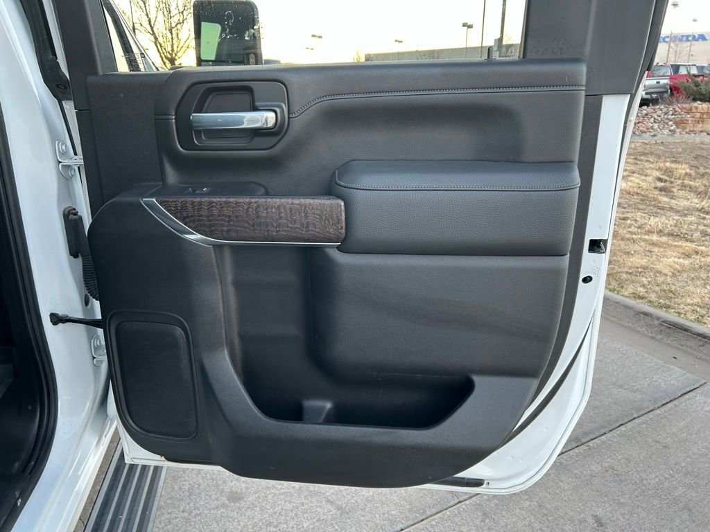 Used 2021 GMC Sierra 2500 Denali w/ Denali Ultimate Package image 28