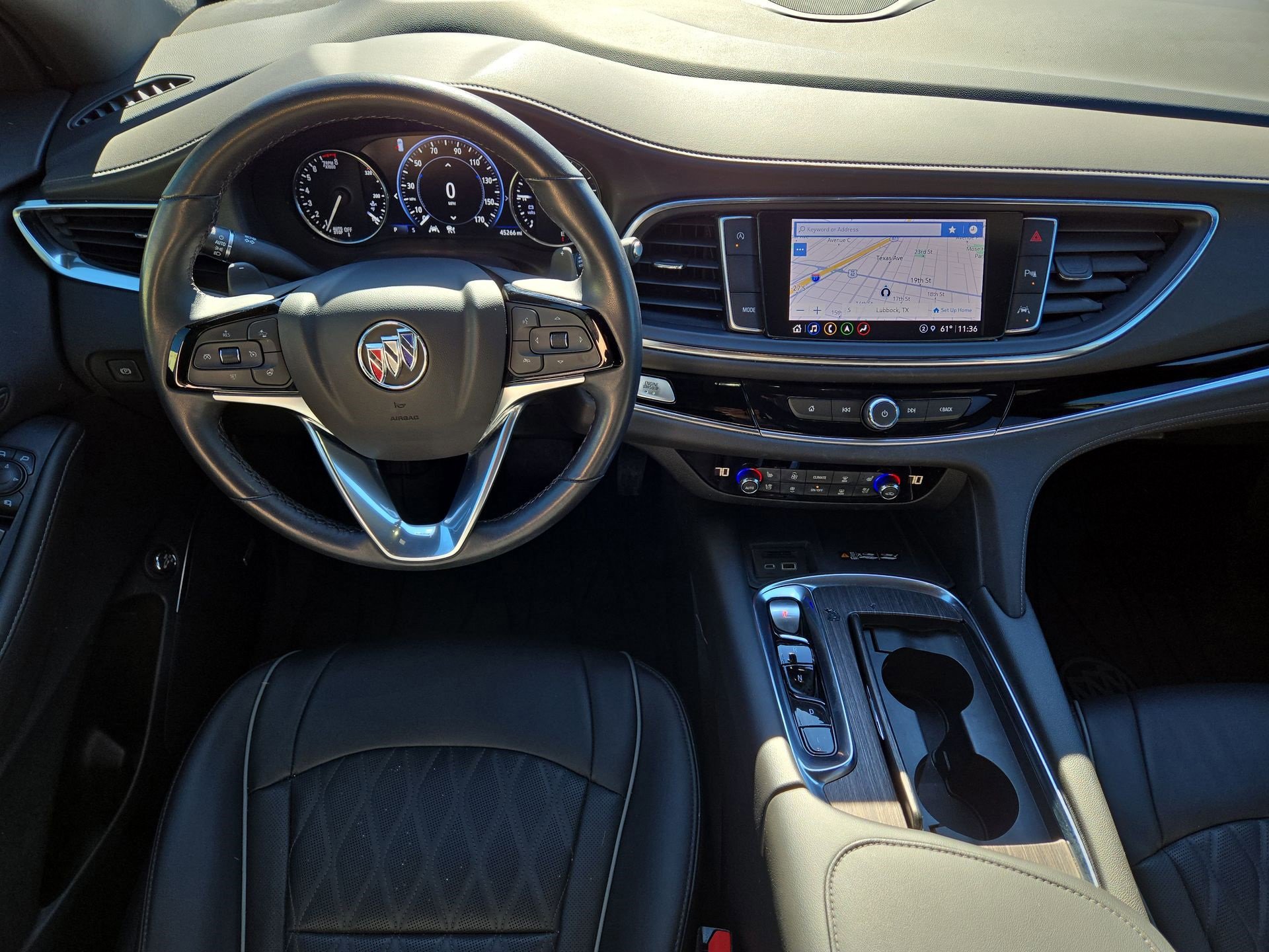 Used 2022 Buick Enclave Avenir w/ Avenir Technology Package image 14