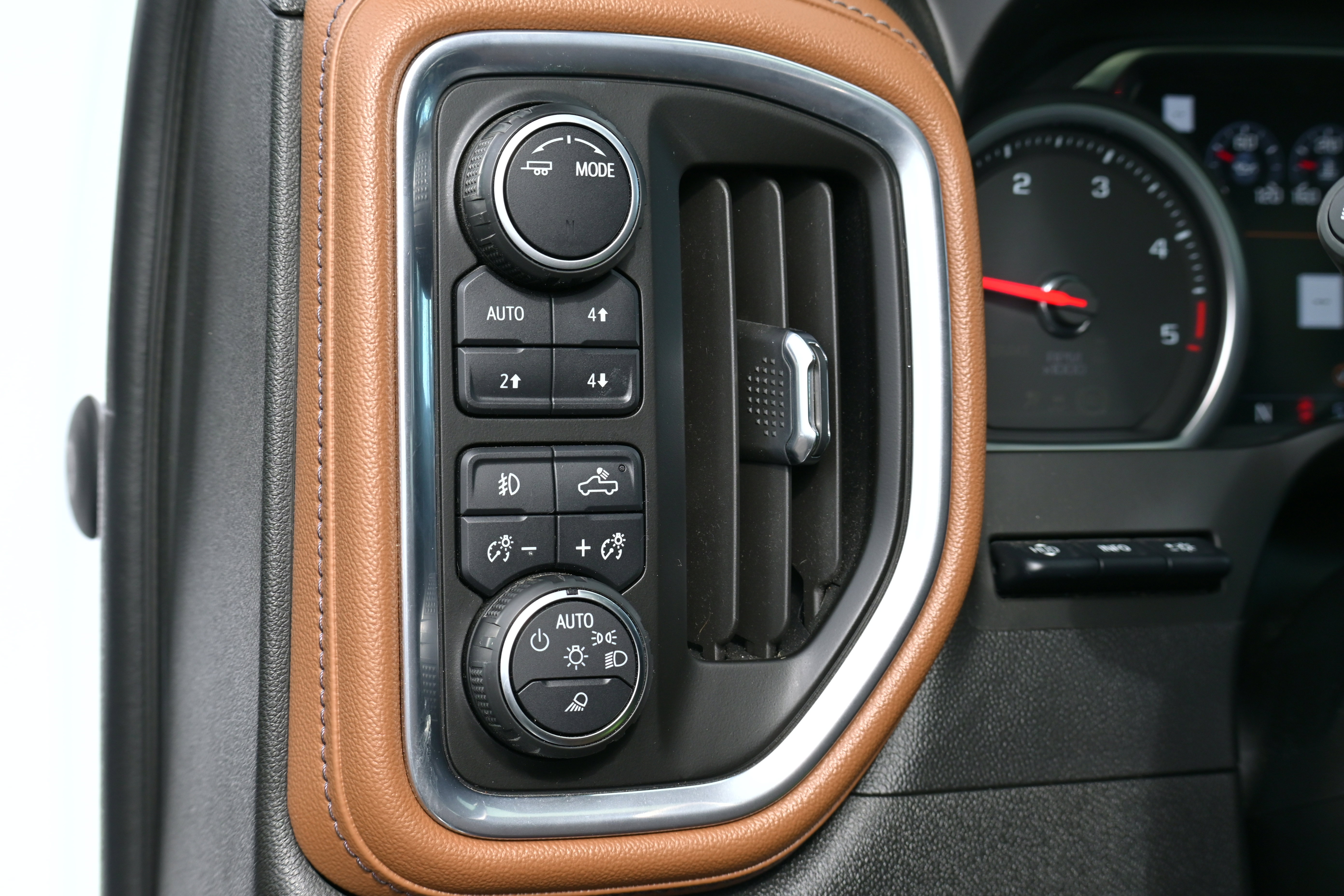 Used 2020 Chevrolet Silverado 2500 High Country image 34