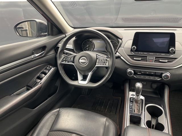 Used 2025 Nissan Altima 2.5 SR image 15