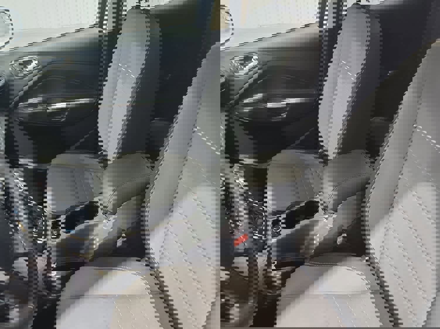 Used 2013 Ford Escape SE image 9