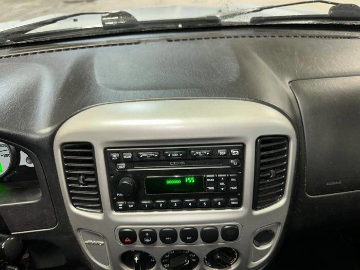 Used 2006 Ford Escape Limited AWD/4WD image 35
