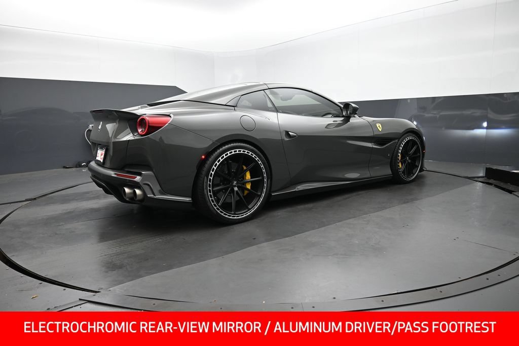 Used 2020 Ferrari Portofino RWD image 10
