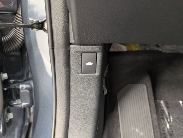 Used 2025 Honda Accord EX-L image 16