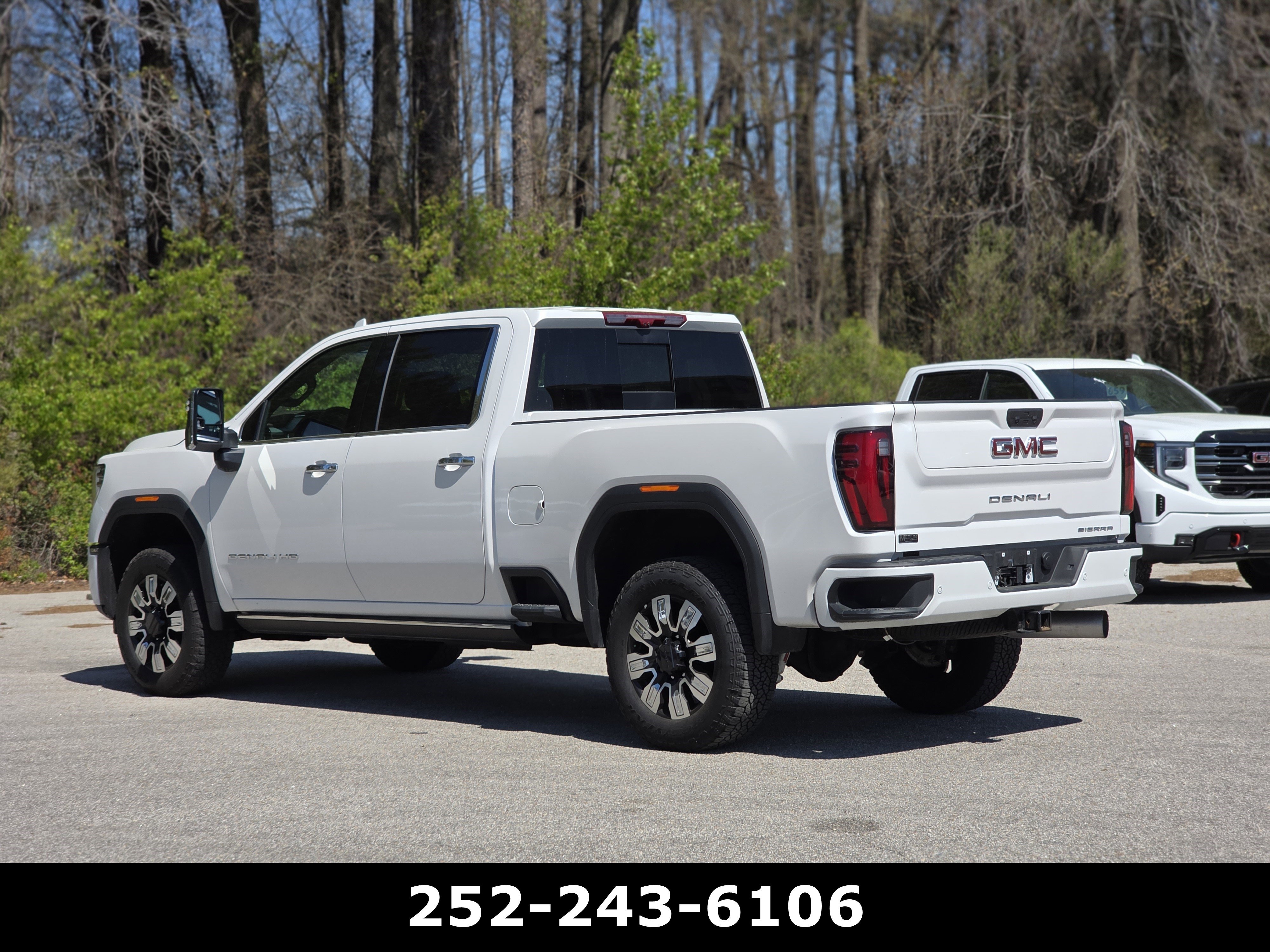Used 2025 GMC Sierra 2500 Denali w/ Denali Reserve Package image 5